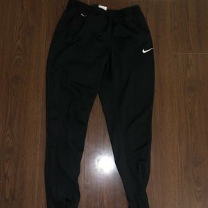 Black nike dri-fit joggers